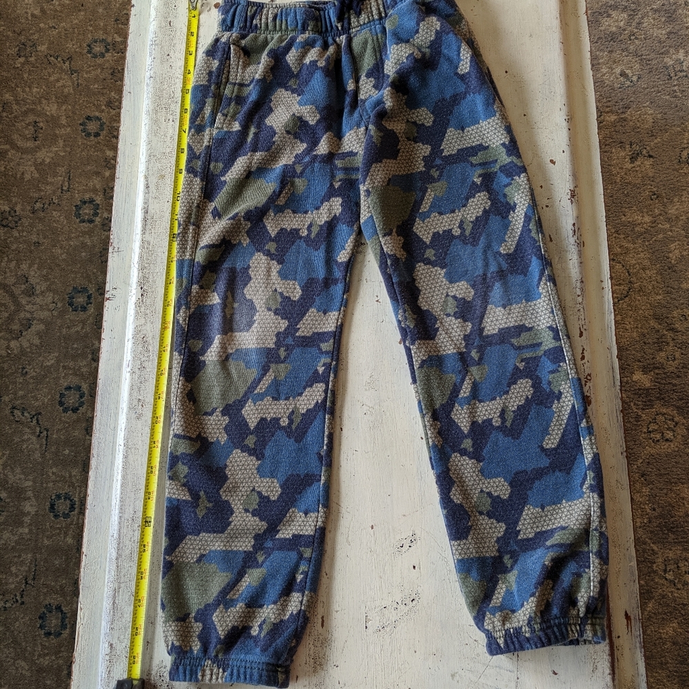 Boys Gymboree camo pants